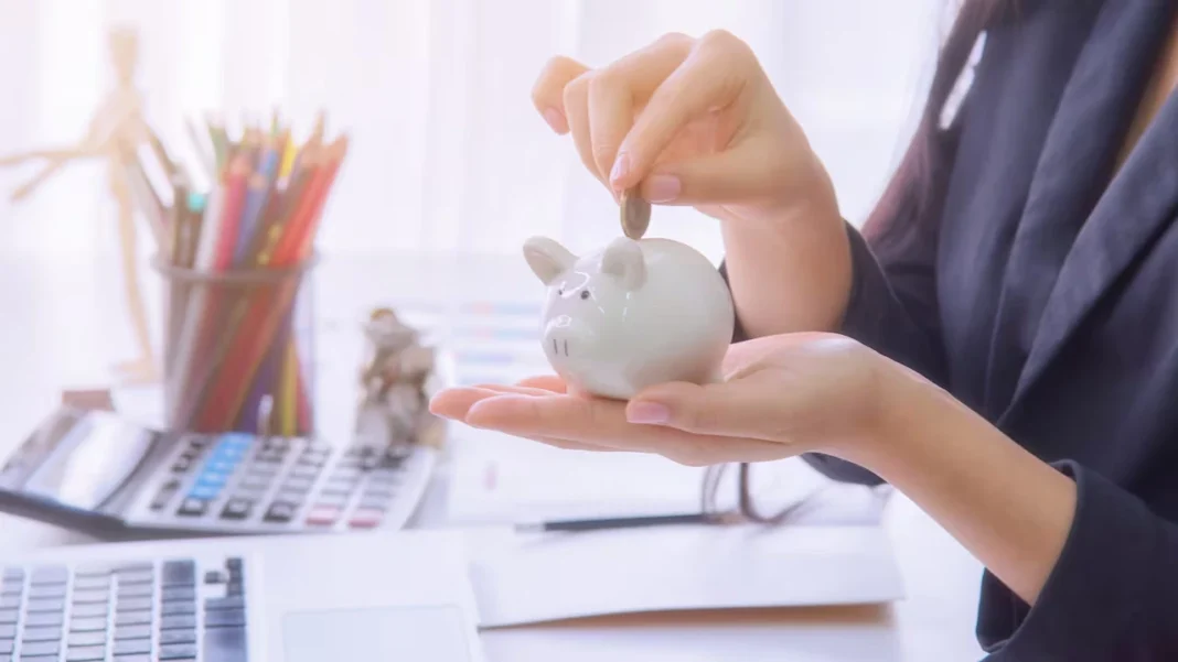 Estudio de la OCDE: Colombia destaca en ahorro familiar frente a otros países