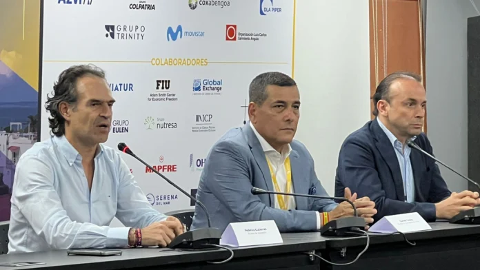 En el Congreso CEAPI en Cartagena, los alcaldes Federico Gutiérrez, Alejandro Eder y Dumek Turbay abogaron por la autonomía regional en Colombia para impulsar el desarrollo económico y social de sus ciudades.