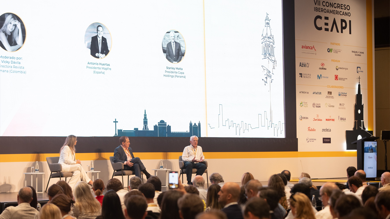 En el VII Congreso CEAPI en Cartagena, líderes empresariales como Stanley Motta y Antonio Huertas debatieron sobre el futuro de Iberoamérica, destacando la colaboración público-privada como clave para el desarrollo regional.