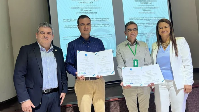 Enviaseo obtiene certificaciones ISO 9001 y 14001 por su excelencia en gestión de calidad y ambiental Enviaseo obtiene certificaciones ISO 9001 y 14001 por su excelencia en gestión de calidad y ambiental