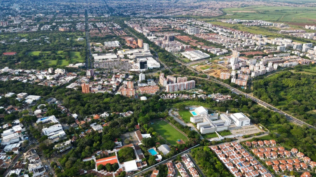 La información preliminar ahora habla de un sargento y una patrullera que fueron asesinados en ese cruel atentado. Jamundí está a escasos minutos de la ciudad de Cali y no es el único blanco de ataques en el Valle del Cauca.