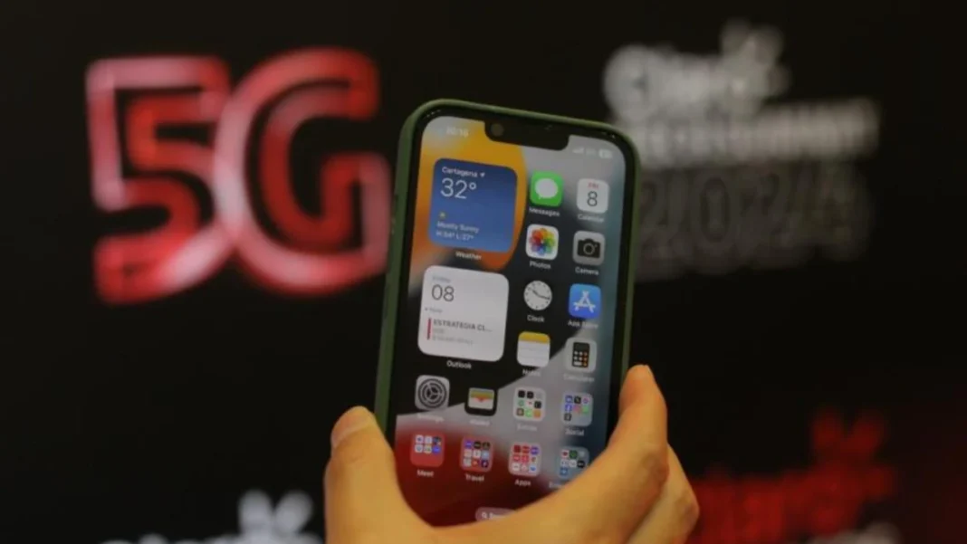 ¿Por qué Claro no presta servicio 5G a usuarios prepago? CRC cuestiona a la SIC en una carta