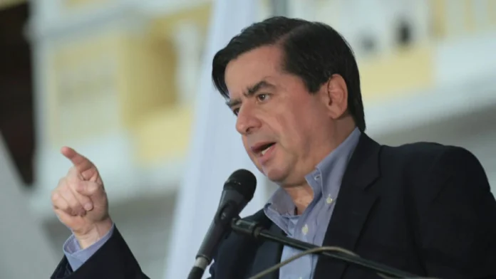 Juan Fernando Cristo es el nuevo ministro del Interior: estos son los retos que tendrá