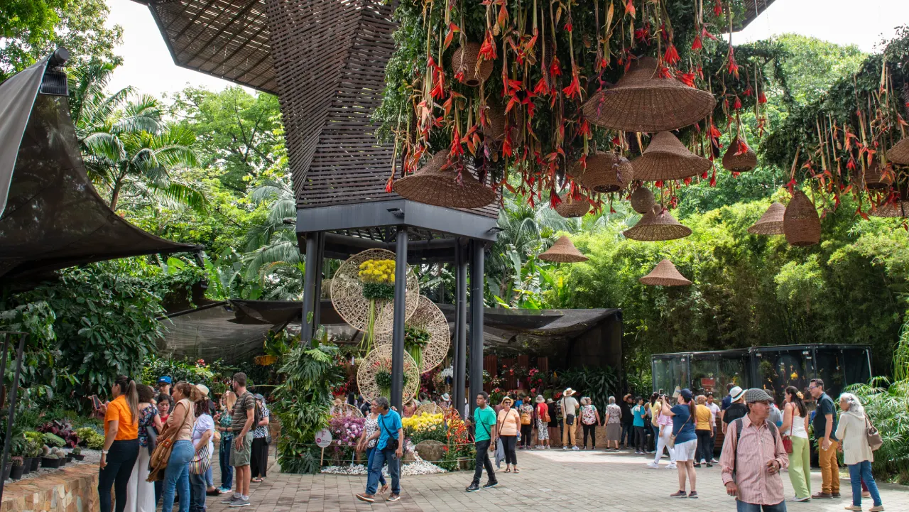 ¡Llegó el momento de FLORECER! Regresa al Jardín Botánico de Medellín la feria de la flora, las tradiciones y la conservación de la biodiversidad