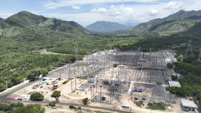 ISA ha sido adjudicada con el proyecto de construcción y operación de la subestación Pasacaballos (220 kV) en Bolívar, mejorando la capacidad del Sistema Interconectado Nacional y facilitando la entrada de energías renovables.