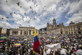 ¿Cómo está el clima político, económico y social para hacer negocios en Colombia?