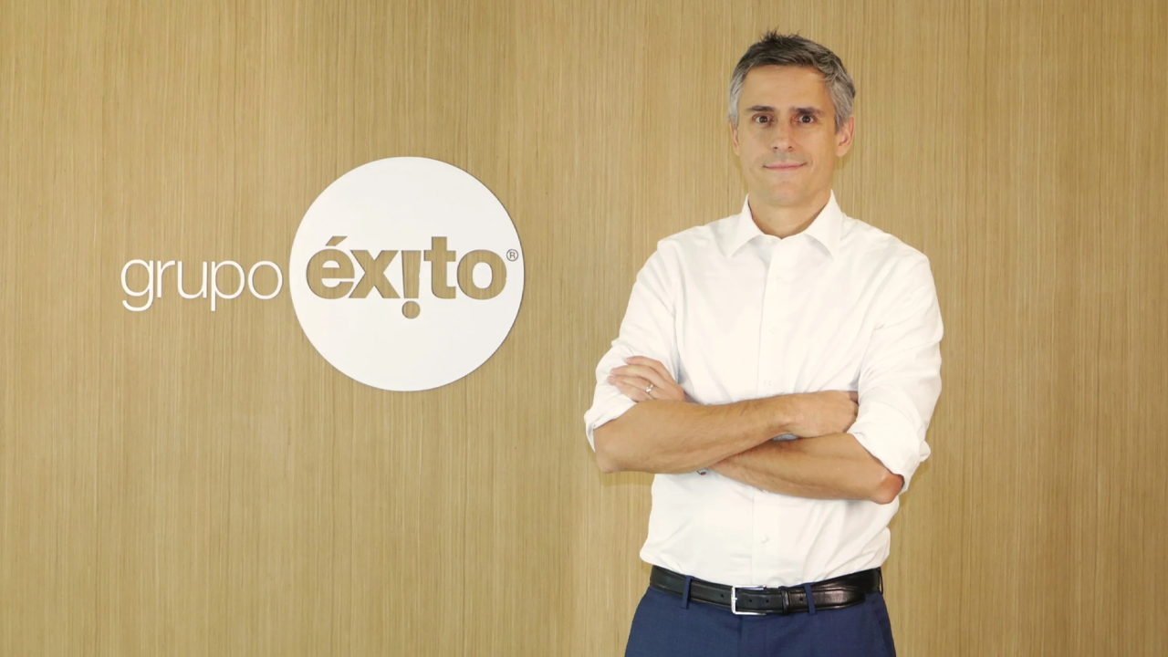 Grupo Éxito reportó ingresos operacionales de $3,7 billones en Colombia durante el segundo trimestre de 2024, impulsados por su estrategia de expansión y crecimiento en el comercio electrónico.