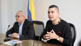 Ricardo Bonilla, y el presidente de Asobancaria, Jonathan Malagón, ofrecieron una rueda de prensa en la que detallaron los aspectos clave de una nueva propuesta de inversiones estratégicas en Colombia.