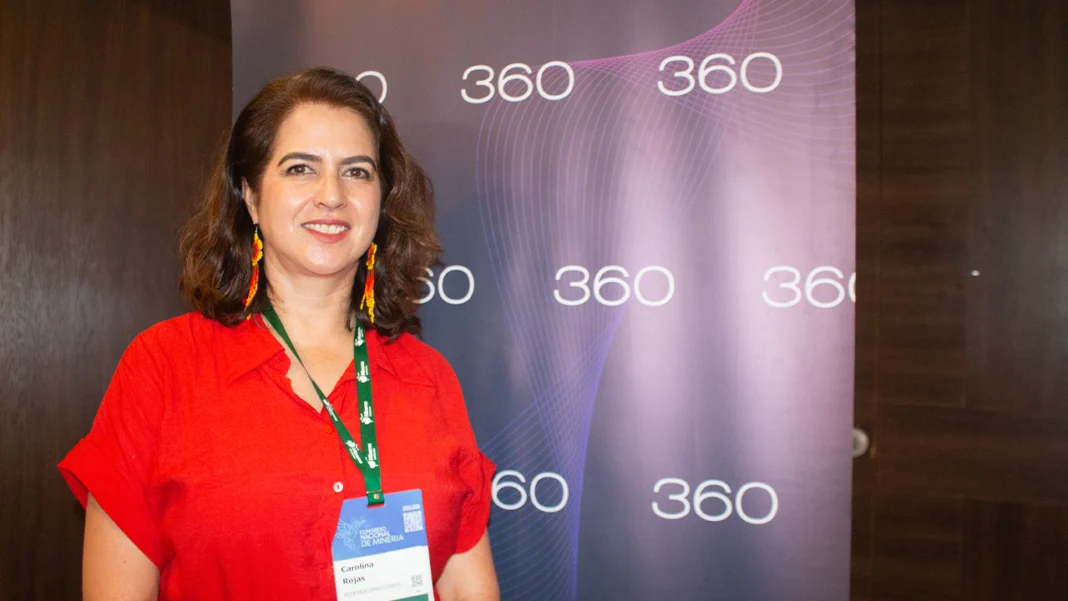 Durante el Congreso ACM 24, Carolina Rojas, presidenta de Fedebiocombustibles, resaltó la importancia de los biocombustibles en Colombia como eje central de la transición energética y la reducción de emisiones de CO2.