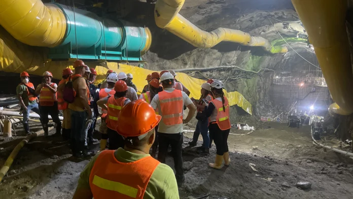 Empresas Públicas de Medellín (EPM) cierra definitivamente el túnel de desviación de Hidroituango, impulsando el proyecto hidroeléctrico clave para la estabilidad energética y la economía de Colombia.