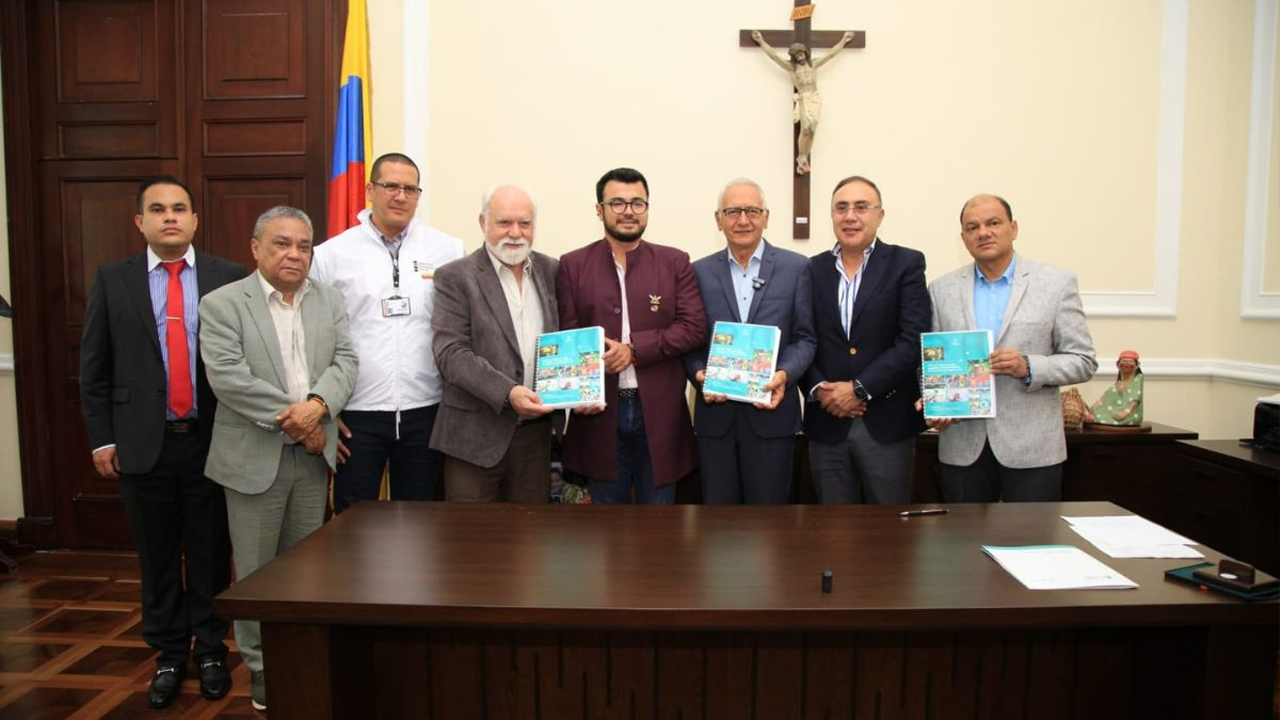 La reforma a la salud en Colombia fue radicada en la Comisión Séptima de la Cámara. El proyecto busca transformar el sistema y regular la Ley Estatutaria de 2025, con cambios en las EPS y un alto financiamiento.