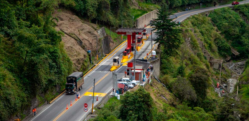 
Más de 1,3 millones de pasajeros y 3,9 millones de vehículos circularán durante el puente festivo