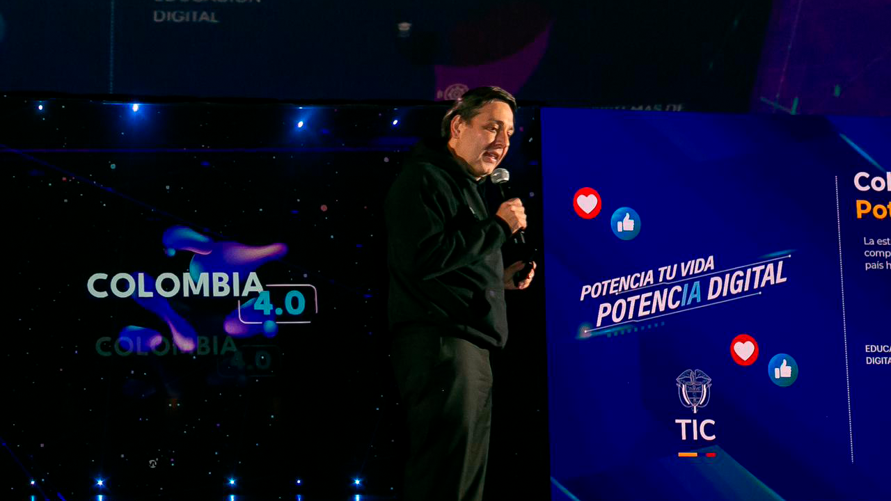 Colombia 4.0 2024, el evento tecnológico más importante de América Latina, se celebrará el 30 y 31 de octubre en Corferias, Bogotá, con expertos en inteligencia artificial, animación y videojuegos.