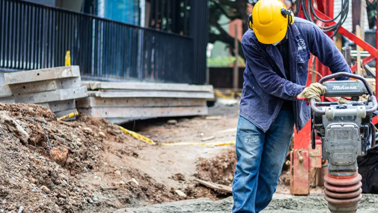 El impacto de las nuevas políticas en la industria de la construcción y el empleo en Colombia