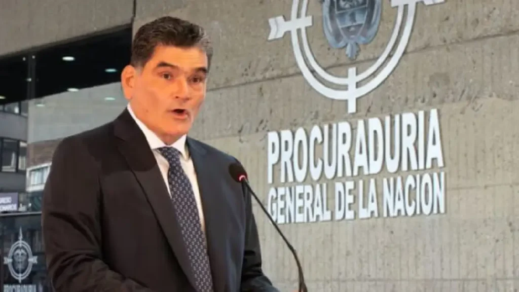 Senado nombra a Gregorio Eljach como nuevo Procurador General con 95 votos a favor