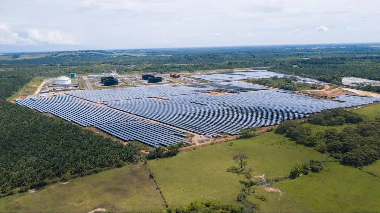 Ecopetrol inauguró la granja solar La Cira Infantas.