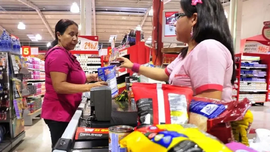 Confianza del consumidor en Colombia cae en septiembre con Bucaramanga como la ciudad más afectada