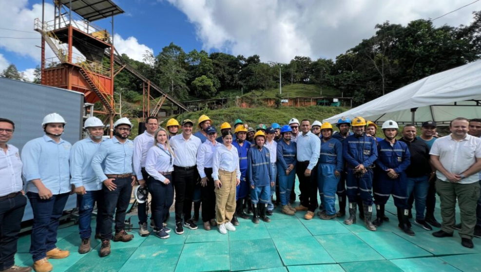 
Corantioquia y Aris Mining lanzan proyecto de Minería Regenerativa en Antioquia
