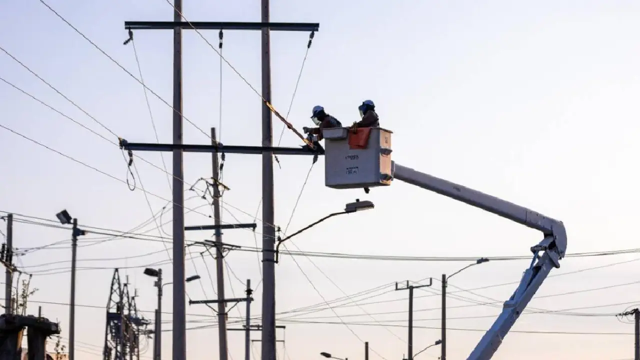 La Contraloría General alerta sobre riesgos de desabastecimiento energético y sus impactos en la economía nacional