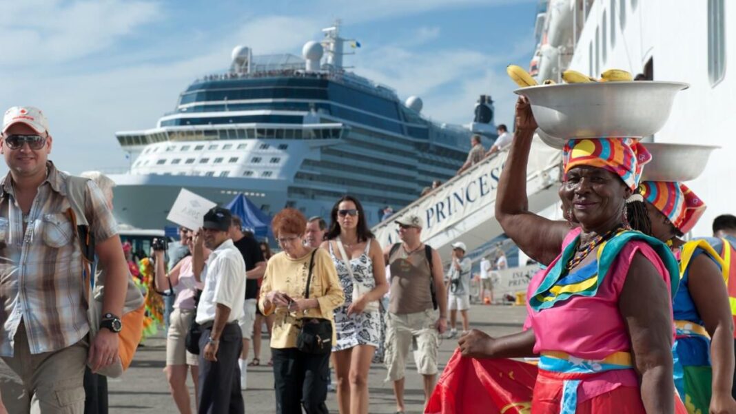 La llegada de extranjeros no residentes a Colombia creció 10,2 % hasta octubre