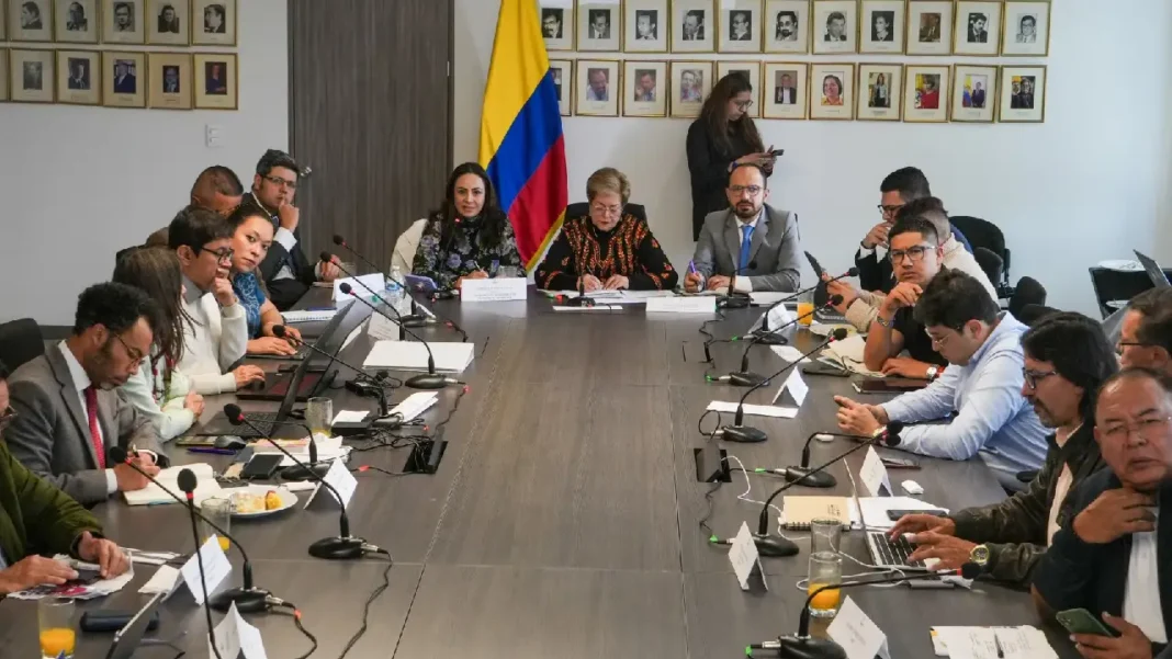 Controversia por cifras de productividad: empresarios y economistas piden revisión del modelo del DANE