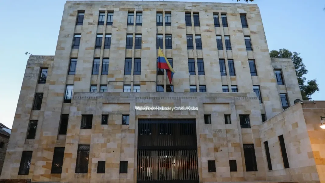 Debido a polémica en Ministerio de Hacienda, la Corte Suprema intensifica investigación por la presunta compra de votos