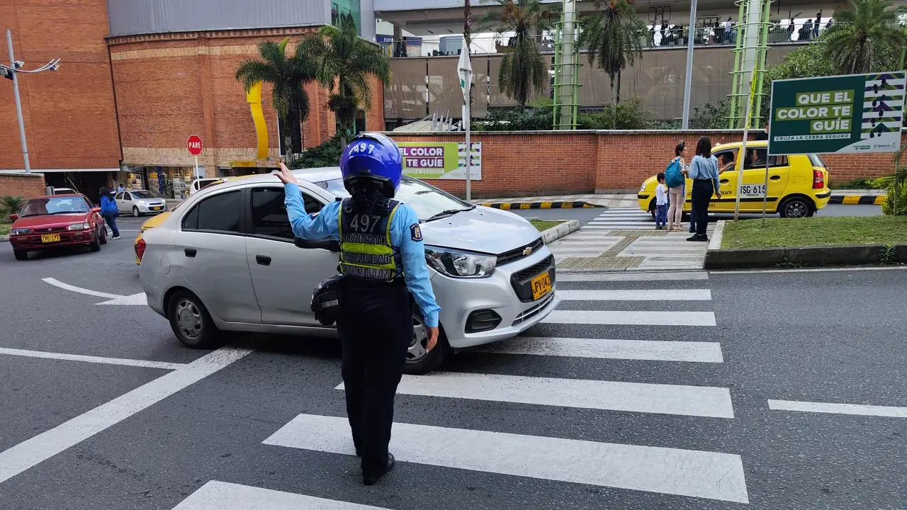 Suspensión temporal del pico y placa: medida que facilita la movilidad en Medellín y el Valle de Aburrá durante las festividades de fin de año