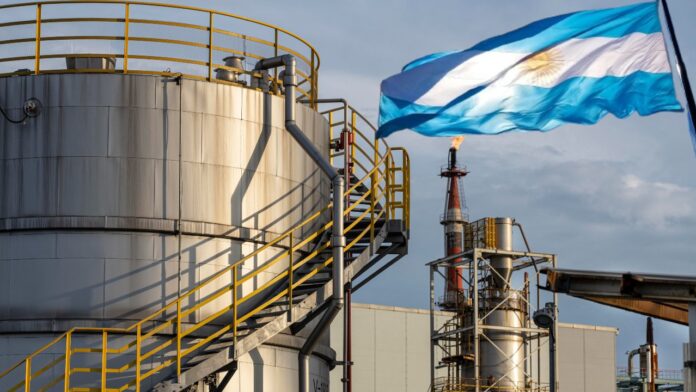 Argentina moderniza su sector energético con la reglamentación de la Ley Bases