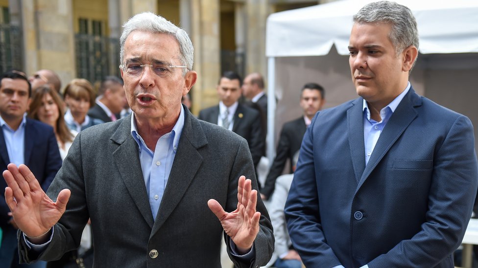 ¿Uribe al Congreso en lista cerrada del Centro Democrático?