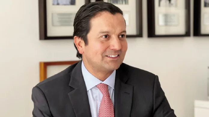 David Luna evalúa renunciar al Congreso para aspirar a la Presidencia en 2026 David Luna evalúa renunciar al Congreso para aspirar a la Presidencia en 2026