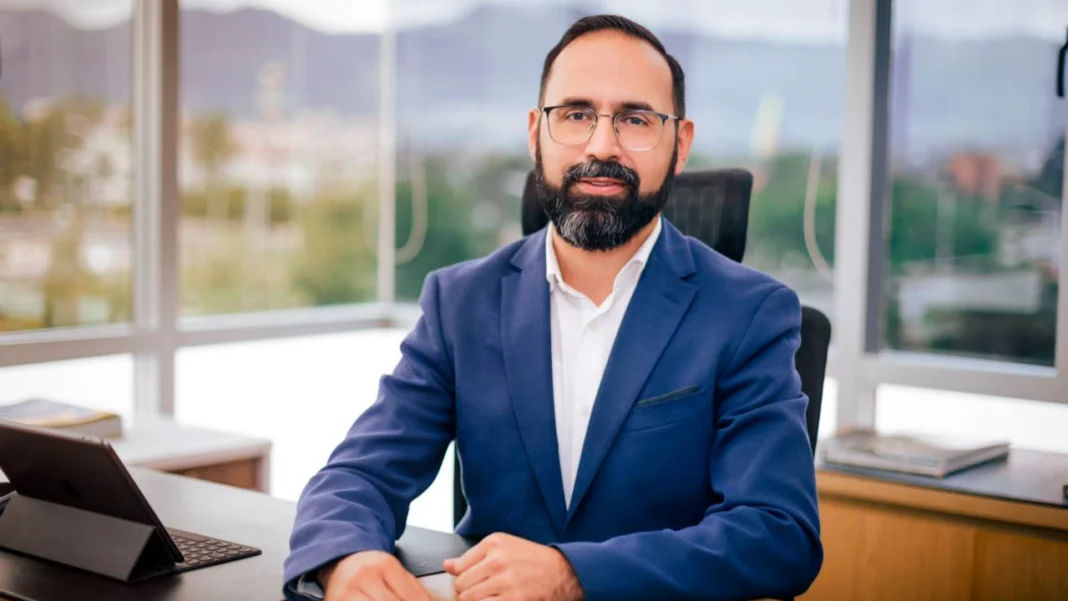 El ministro de Minas y Energía presentó las medidas clave para enfrentar los riesgos que amenazan la seguridad energética del país en los próximos años.