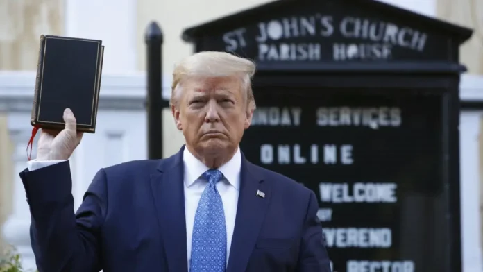 Oportunidades y desafíos para emprendedores latinos bajo las nuevas políticas migratorias de Trump