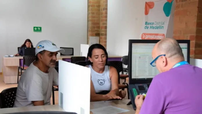 Banco Distrital de Medellín fortalece la economía con créditos accesibles