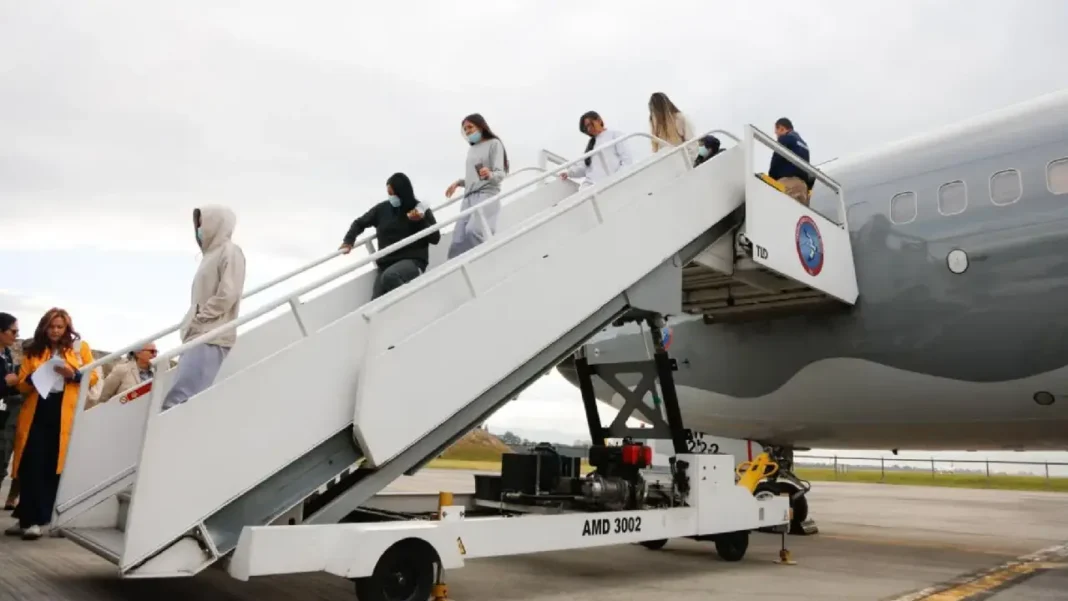 El alto costo de la deportación de colombianos en EE.UU.