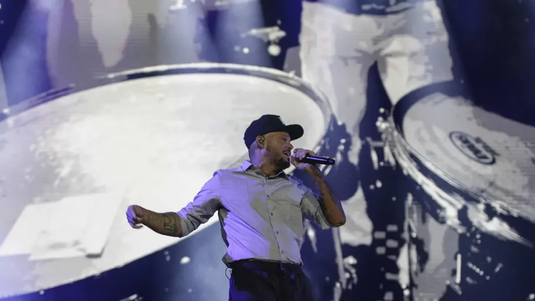 Controversia por el millonario costo del concierto de Residente en Colombia