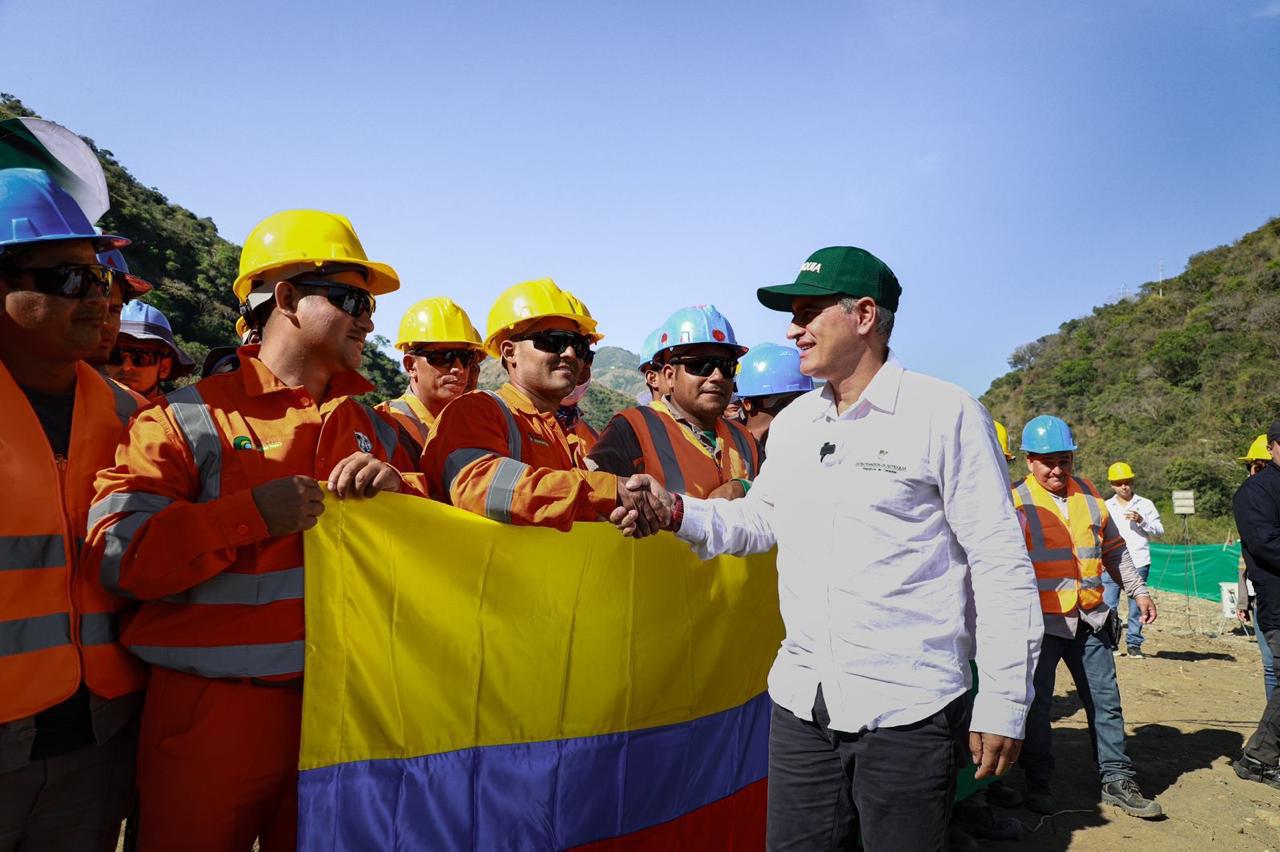 Antioquia inicia obras en la Vía al Mar con inversión histórica de $152 mil millones