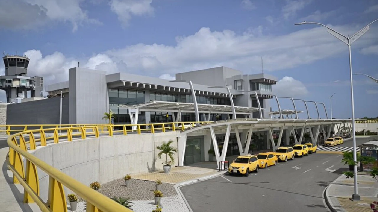 Supersociedades ajusta sanciones y define controlantes del Aeropuerto Ernesto Cortissoz de Barranquilla