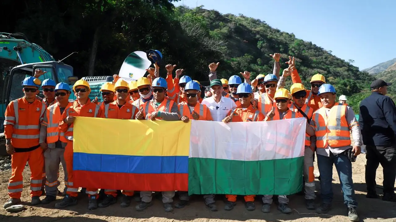 Antioquia inicia obras en la Vía al Mar con inversión histórica de $152 mil millones