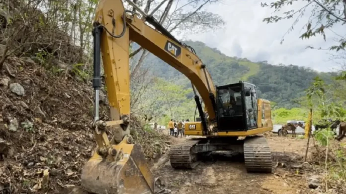 Gobernación de Antioquia entrega estudios para la vía de El Aro tras 15 años de espera Gobernación de Antioquia entrega estudios para la vía de El Aro tras 15 años de espera