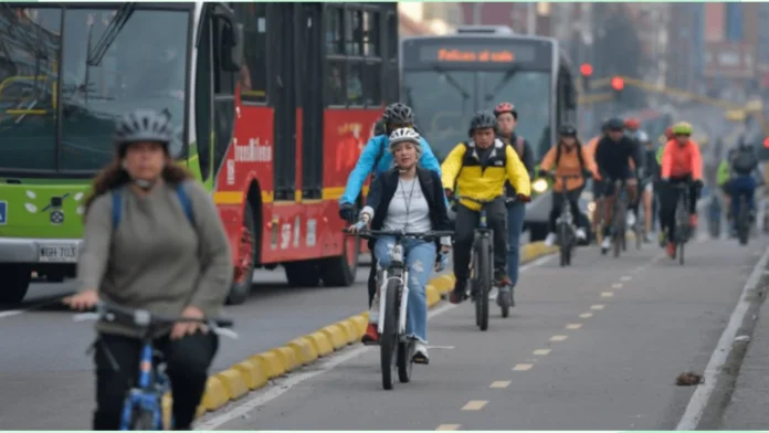 Valor de la multa por transitar en el Día Sin Carro y Moto 2025 en Bogotá