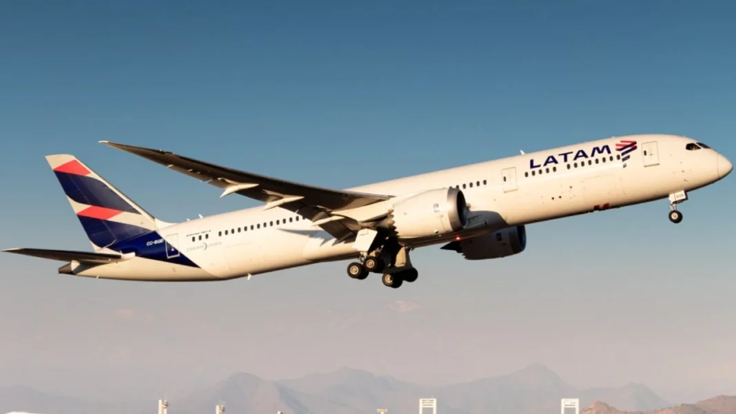 Latam anuncia descuentos en más de 30 rutas por temporada de San Valentín