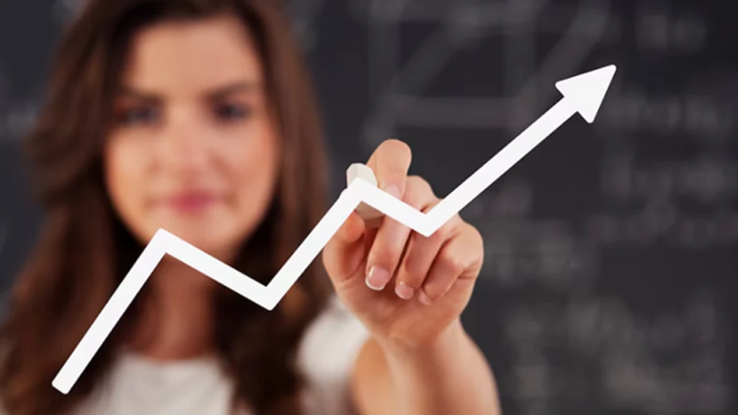 Un Channel Manager es una herramienta esencial para los hoteles que buscan maximizar sus reservas y aumentar sus ingresos en un entorno altamente competitivo.