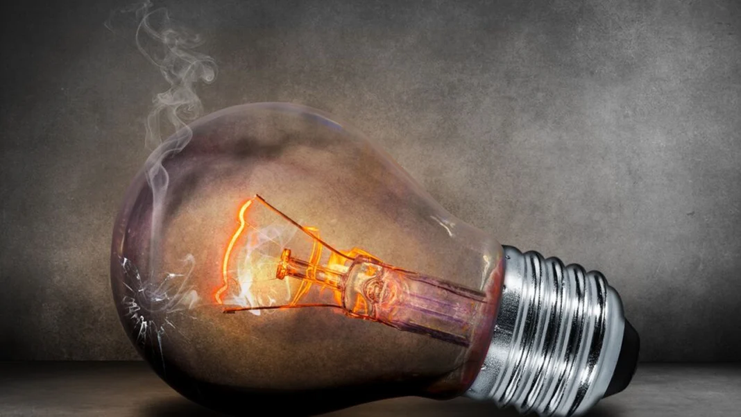 El gas natural ha sido clave en la reducción de la pobreza energética en Colombia, pero la falta de exploración amenaza la seguridad energética y podría encarecer el acceso a este recurso esencial.