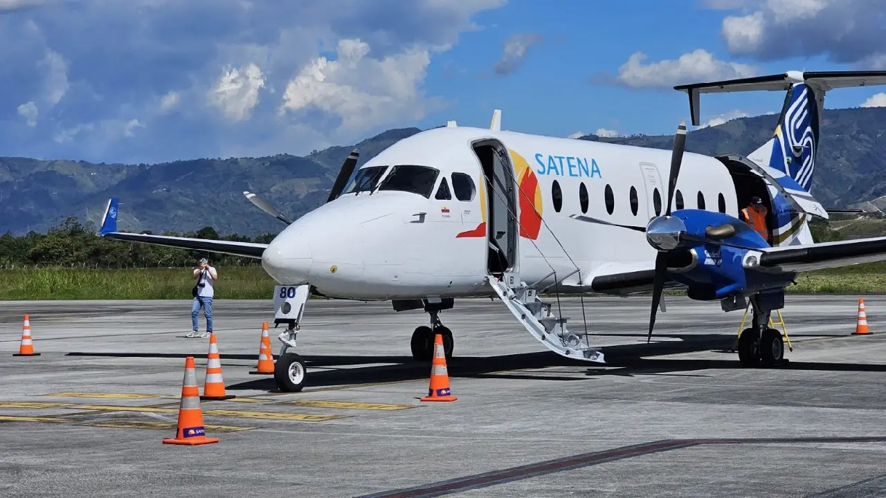 Satena refuerza la conectividad en el nororiente colombiano con nuevas rutas aéreas