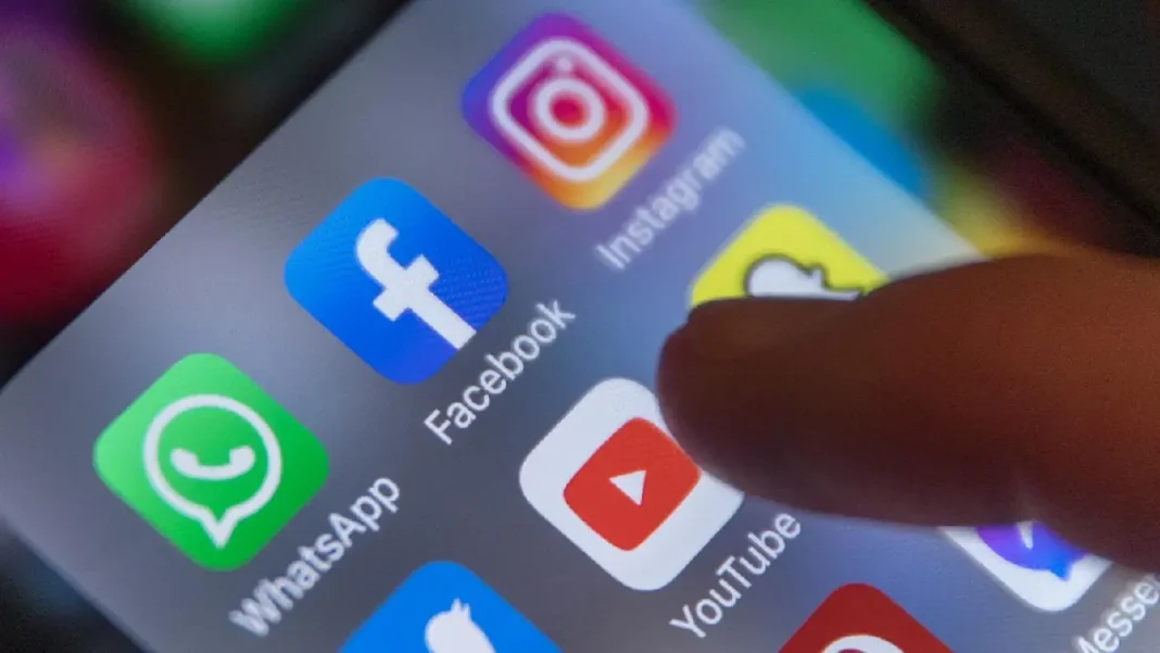 El tiempo que pasamos en redes sociales y su impacto en la vida digital