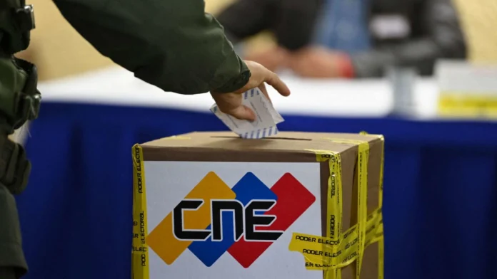 Las elecciones de gobernadores en Venezuela serán el 25 de mayo de 2025, en un proceso marcado por tensiones políticas, cuestionamientos internacionales y llamados a la abstención por parte de la oposición.