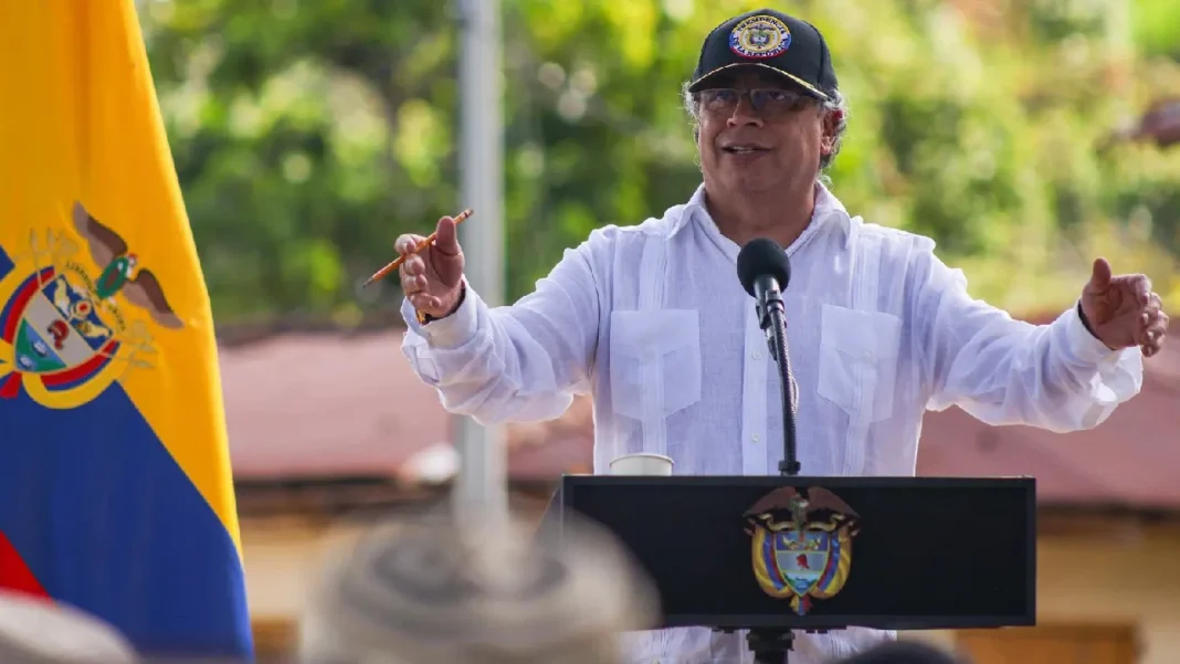 Petro ordena a Ecopetrol intervenir en importaciones de gas y denuncia especulación