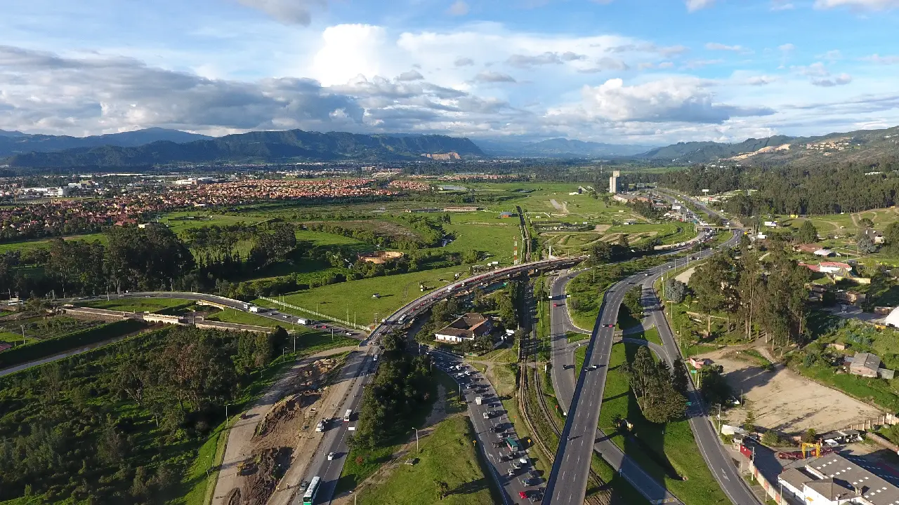 Trámite ambiental y beneficios de la ampliación de la autopista norte