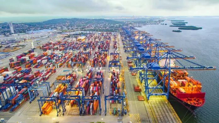 Puerto de Cartagena supera a Brasil y Perú en conectividad logística, revela la Unctad