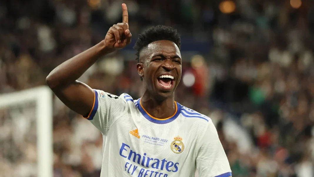 El salario de Vinicius Junior en pesos colombiano al año, mes, día, hora y minuto